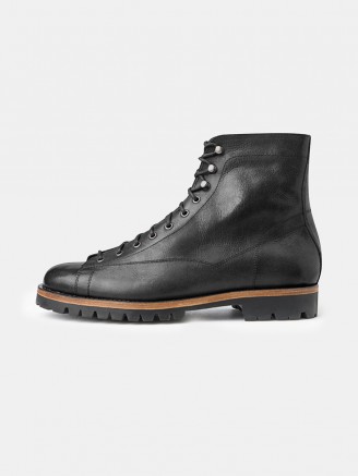 60032 BK MONKEY BOOTS