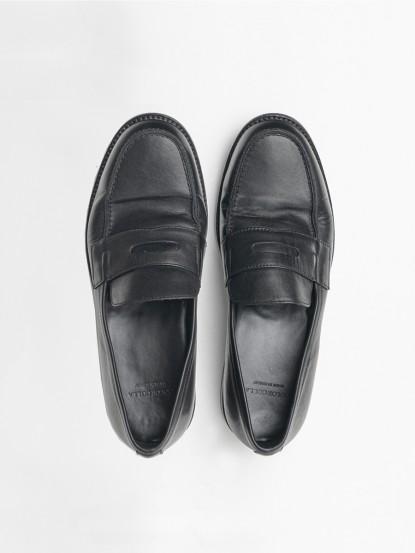 10008 BK PENNY LOAFERS_Ver.3